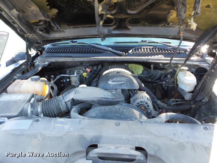 image for item BG9656 2004 Chevrolet Silverado 1500 Z71 Ext. Cab pickup truck