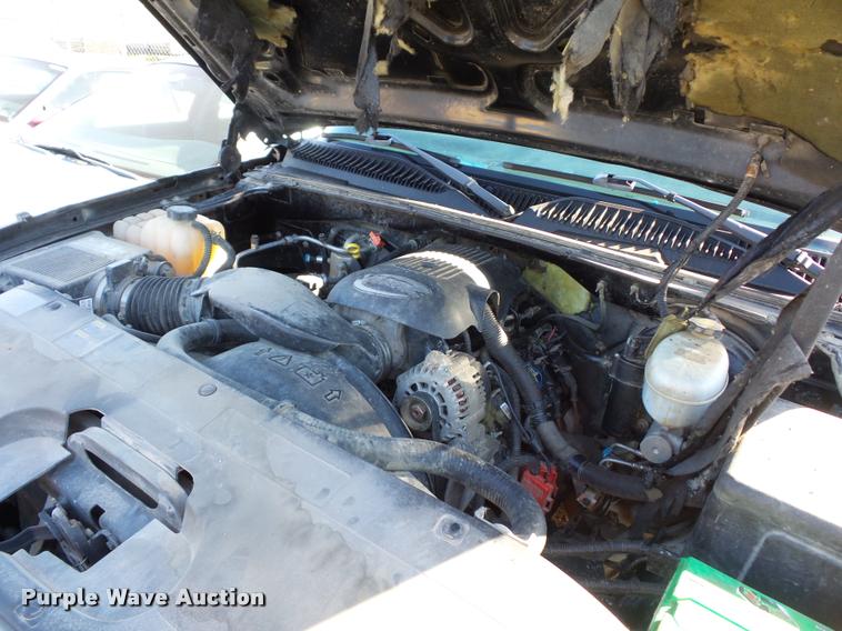 image for item BG9656 2004 Chevrolet Silverado 1500 Z71 Ext. Cab pickup truck