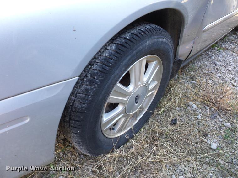 image for item BG9657 2007 Ford Taurus