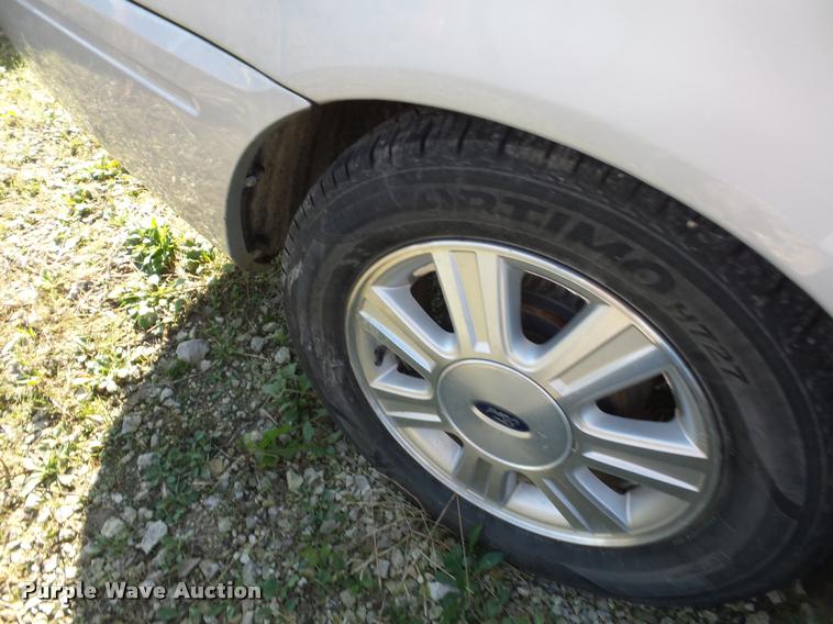 image for item BG9657 2007 Ford Taurus