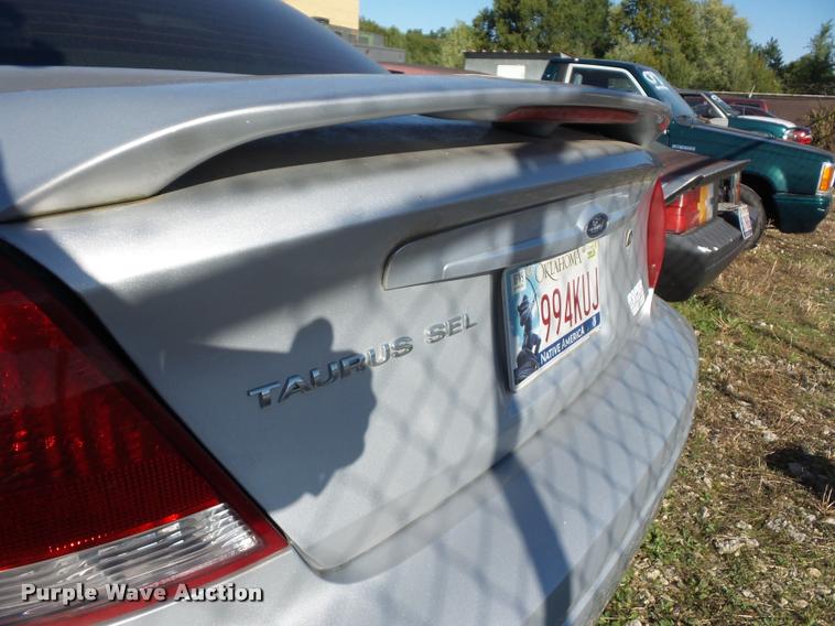 image for item BG9657 2007 Ford Taurus