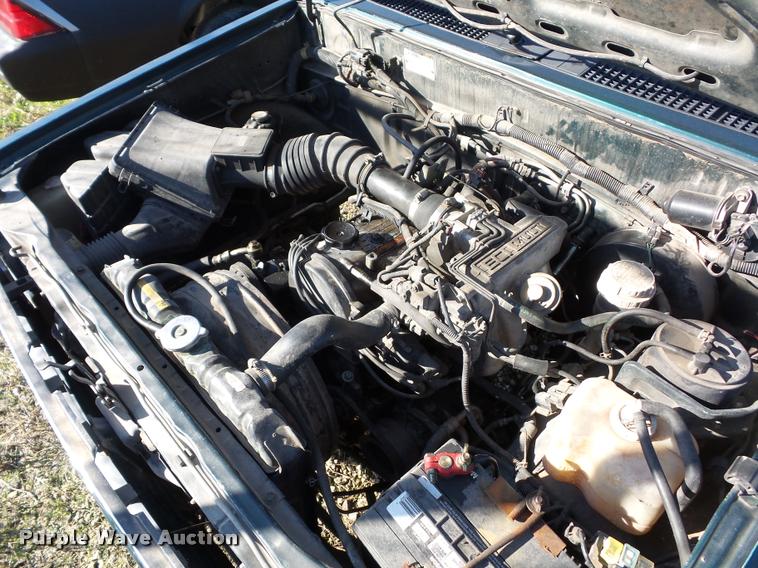 image for item BG9659 1993 Mitsubishi Mighty Max Sport pickup truck