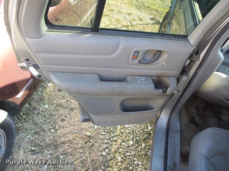 image for item BG9660 1998 Chevrolet Blazer SUV