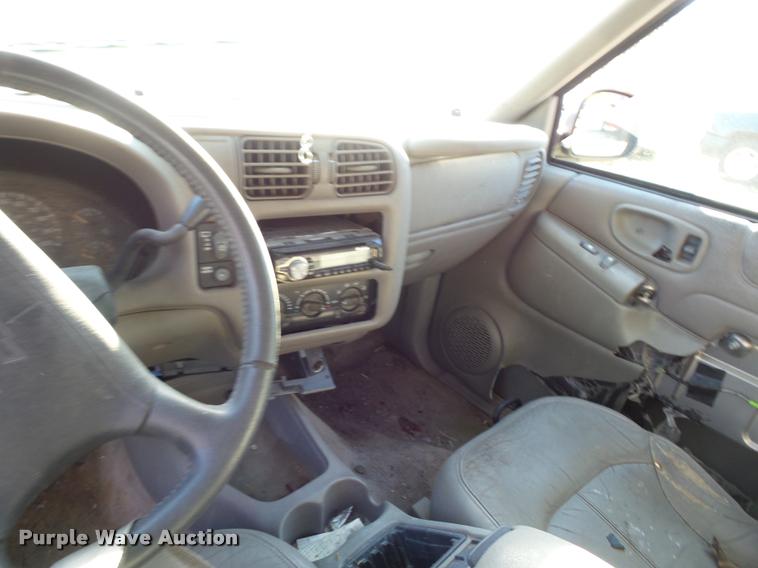 image for item BG9660 1998 Chevrolet Blazer SUV