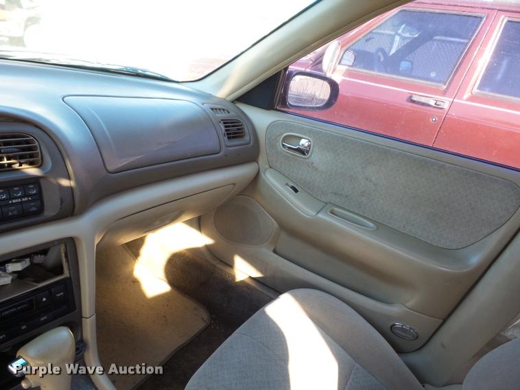 image for item BG9661 2000 Mazda 626 LX