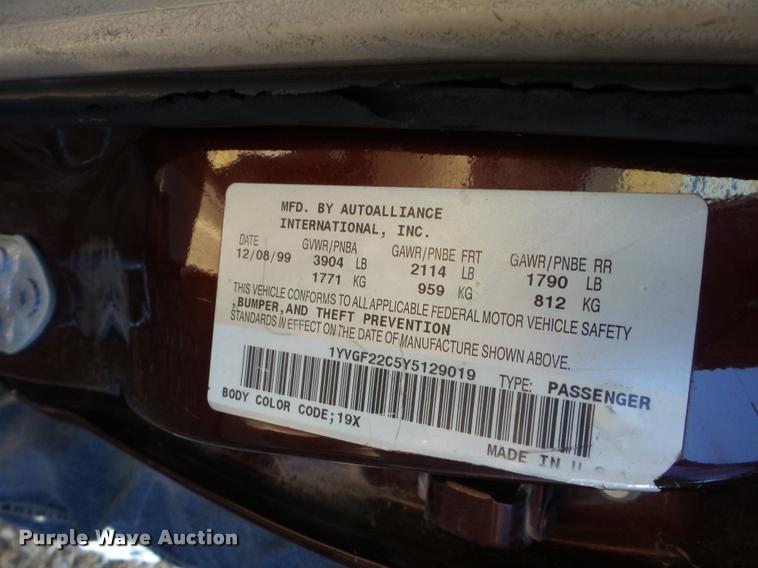 image for item BG9661 2000 Mazda 626 LX