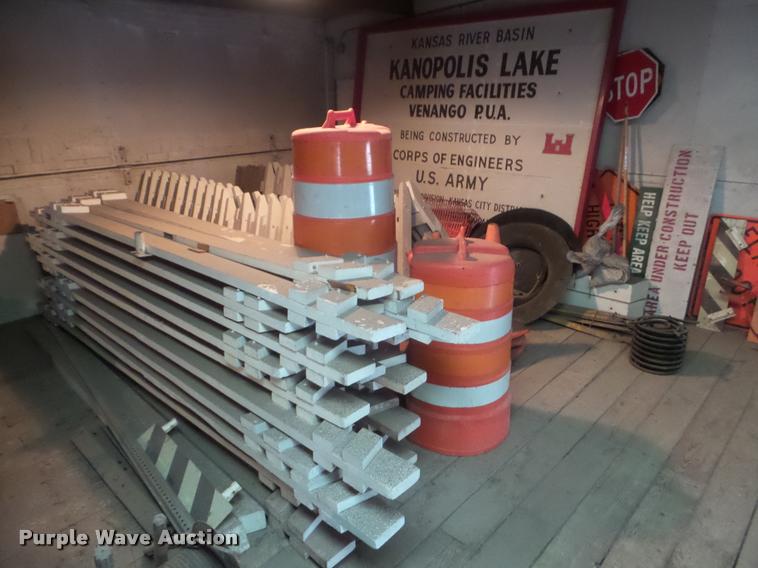 image for item BK9343 Road safety equipment