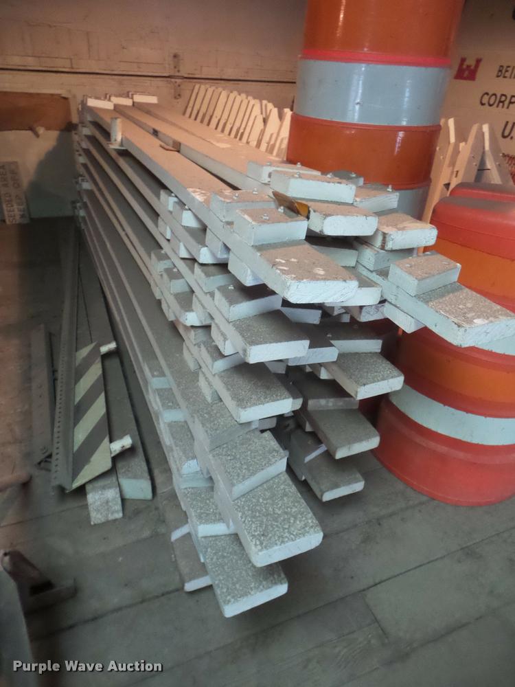 image for item BK9343 Road safety equipment