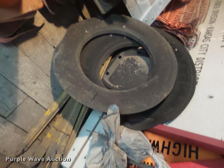 image for item BK9343 Road safety equipment