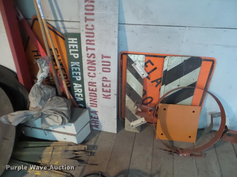 image for item BK9343 Road safety equipment