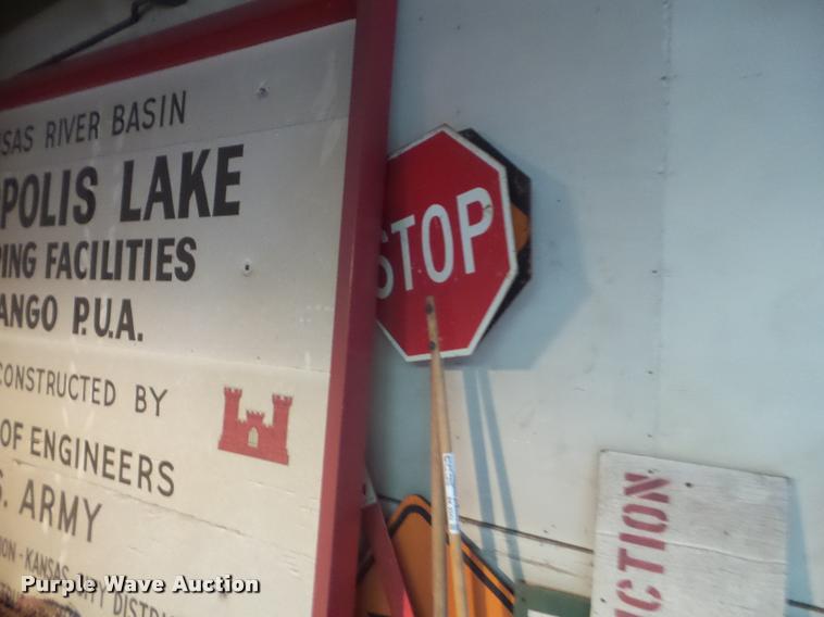 image for item BK9343 Road safety equipment