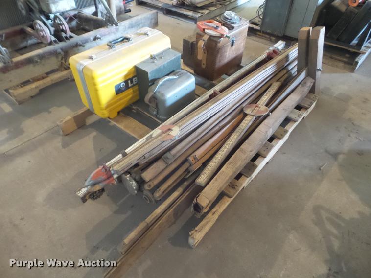 image for item BK9382 Surveying equipment