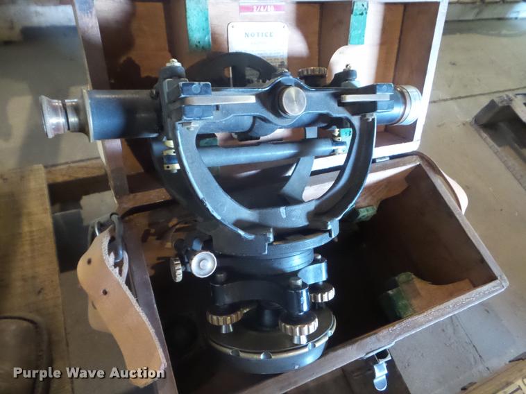 image for item BK9382 Surveying equipment