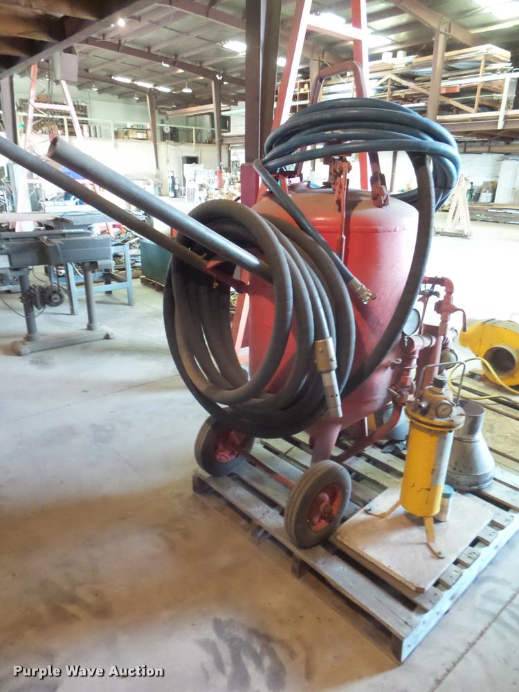 image for item BK9395 Sanstrom sand blaster