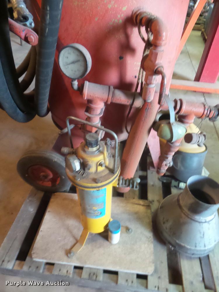 image for item BK9395 Sanstrom sand blaster