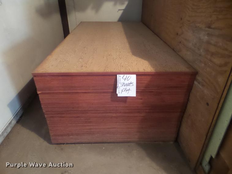 image for item BK9399 (40) sheets of A/A 4'x 8'x 3/4" plyform