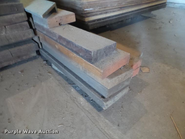 image for item BK9401 Lumber