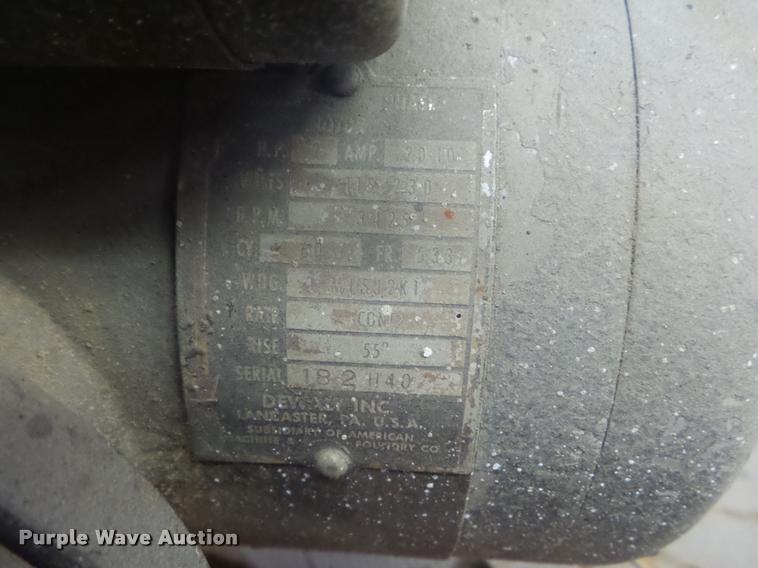 image for item BK9402 DeWalt radial arm saw