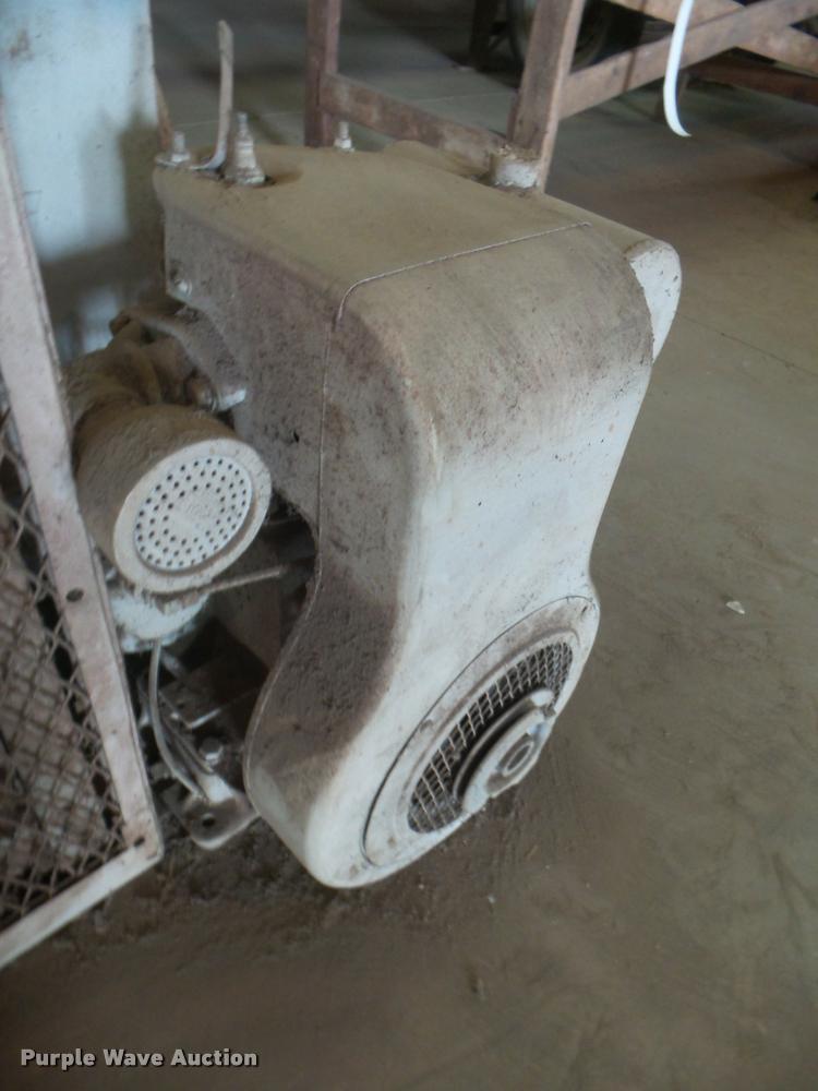 image for item BK9405 (2) engines