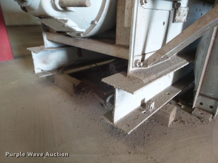 image for item BK9405 (2) engines