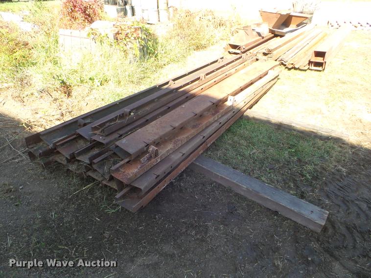 image for item BK9424 Concrete forms