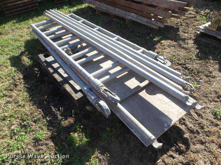 image for item BK9432 Aluminum free stand rolling scaffold