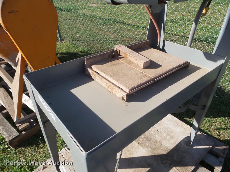 image for item BK9442 Clipper wet saw