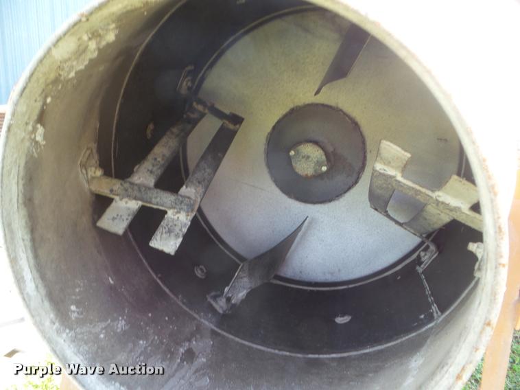 image for item BK9443 Concrete mixer