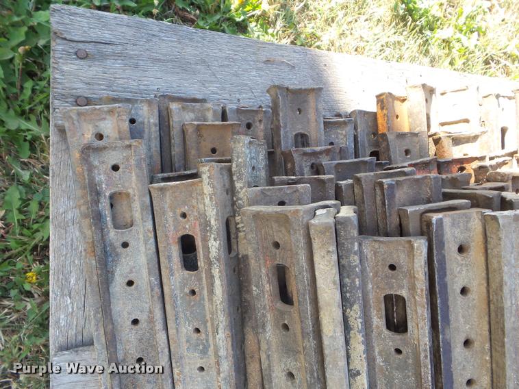 image for item BK9456 16" line stakes