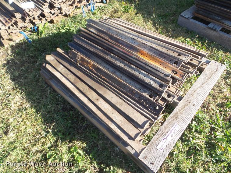 image for item BK9457 23" line stakes