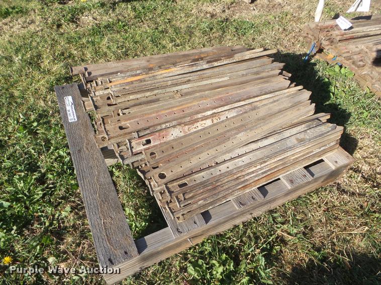 image for item BK9457 23" line stakes