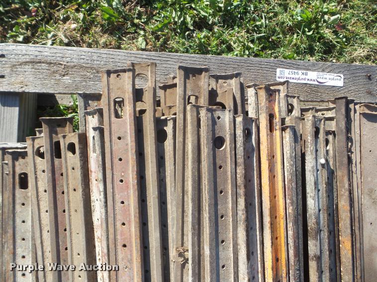 image for item BK9457 23" line stakes