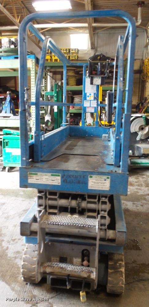 image for item BP9478 Genie GS-1930 scissor lift