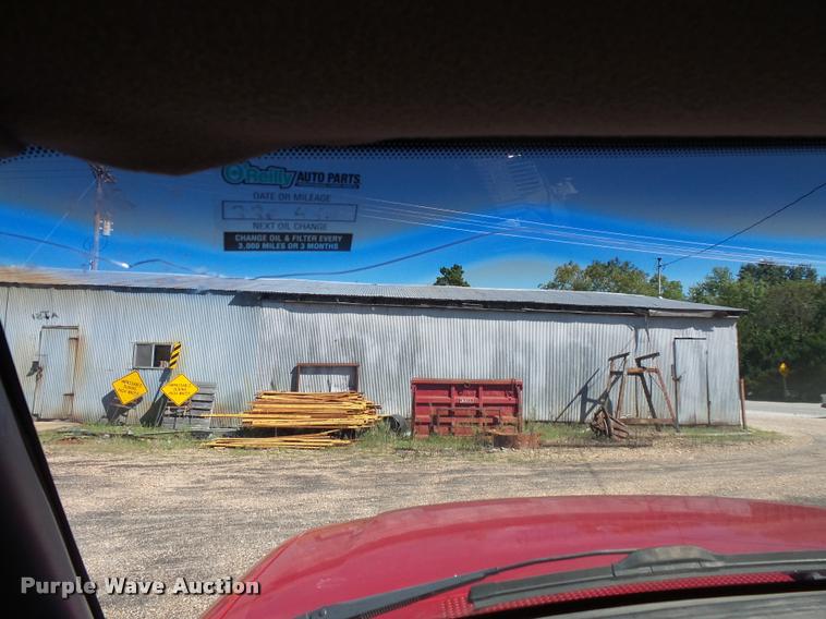 image for item BS9762 2000 Ford Ranger SuperCab pickup truck