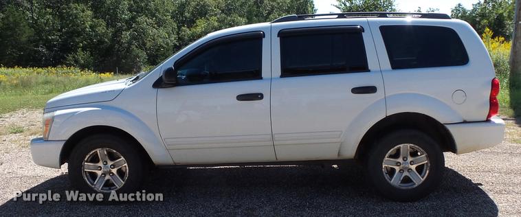 image for item BS9765 2005 Dodge Durango SUV