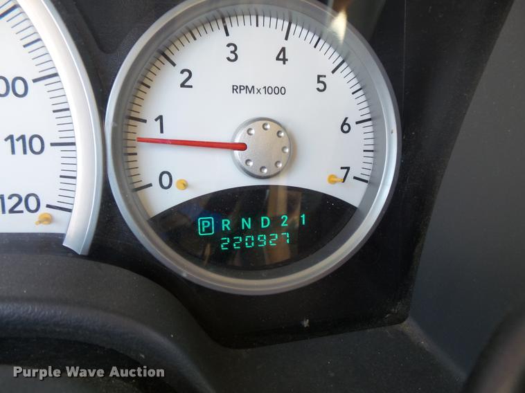 image for item BS9765 2005 Dodge Durango SUV