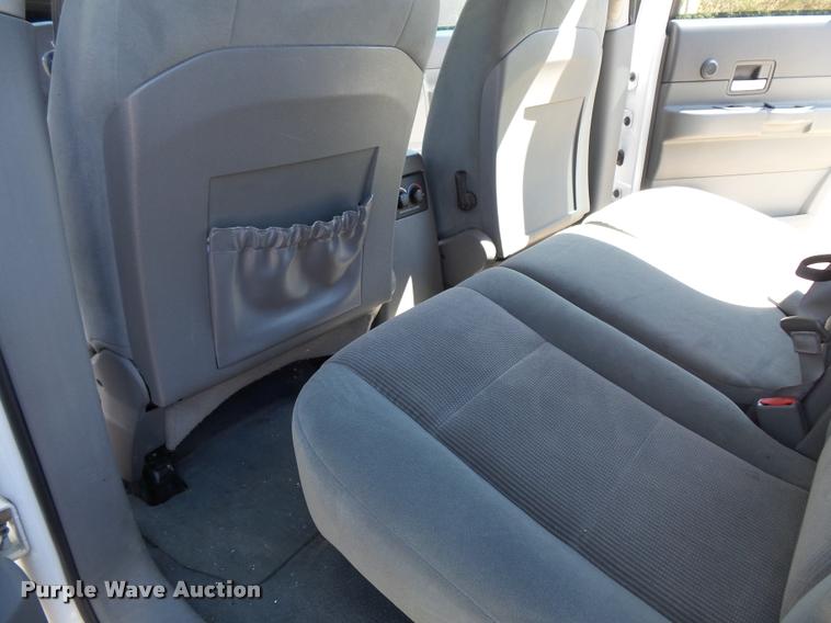 image for item BS9765 2005 Dodge Durango SUV