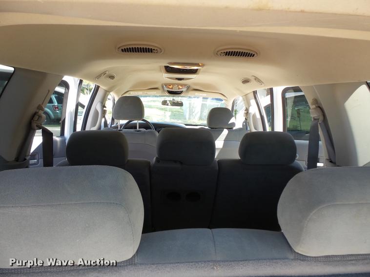 image for item BS9765 2005 Dodge Durango SUV