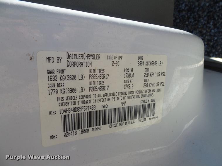 image for item BS9765 2005 Dodge Durango SUV