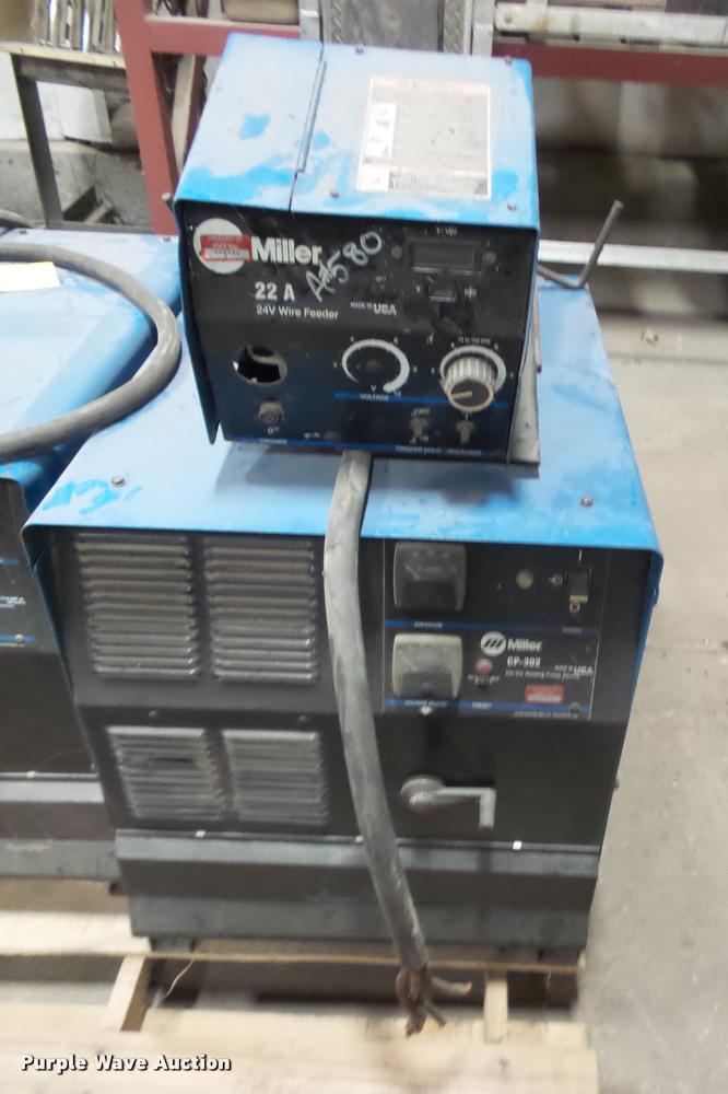 image for item BV9985 Miller CP302 CV/DC welder