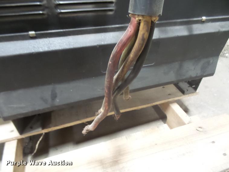 image for item BV9985 Miller CP302 CV/DC welder