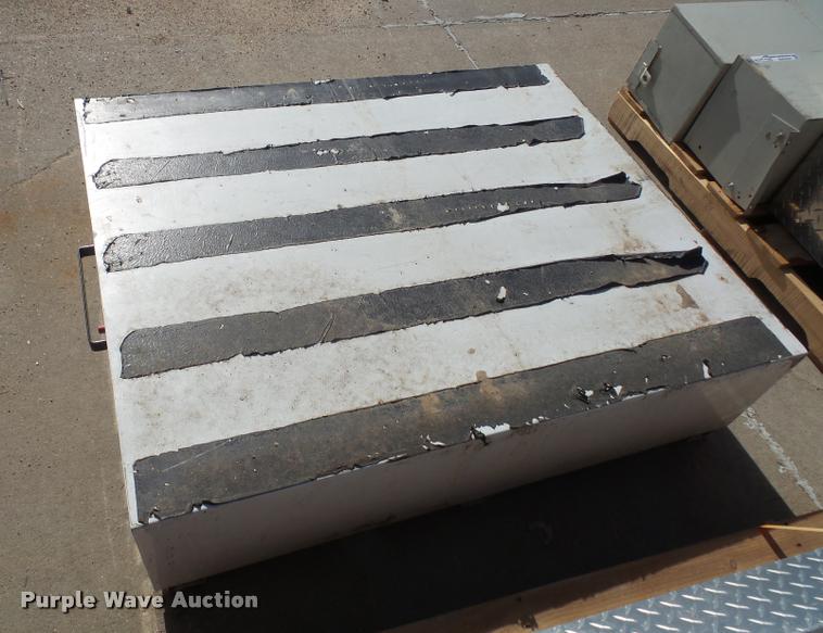 image for item BW9529 WeatherGuard Ratpac toolbox