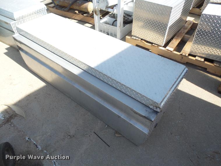 image for item BW9536 Tread plate toolbox