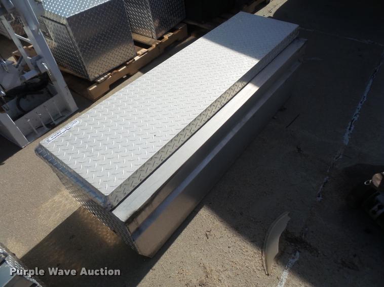 image for item BW9536 Tread plate toolbox