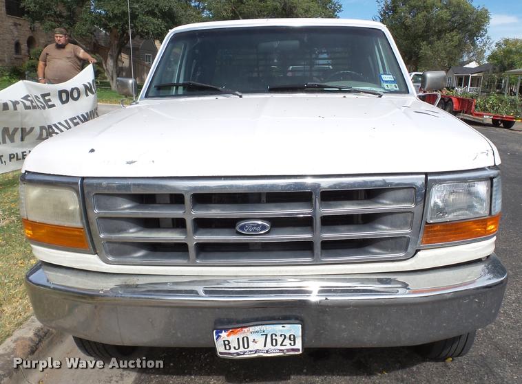 image for item BZ9222 1997 Ford F250 SuperCab pickup truck
