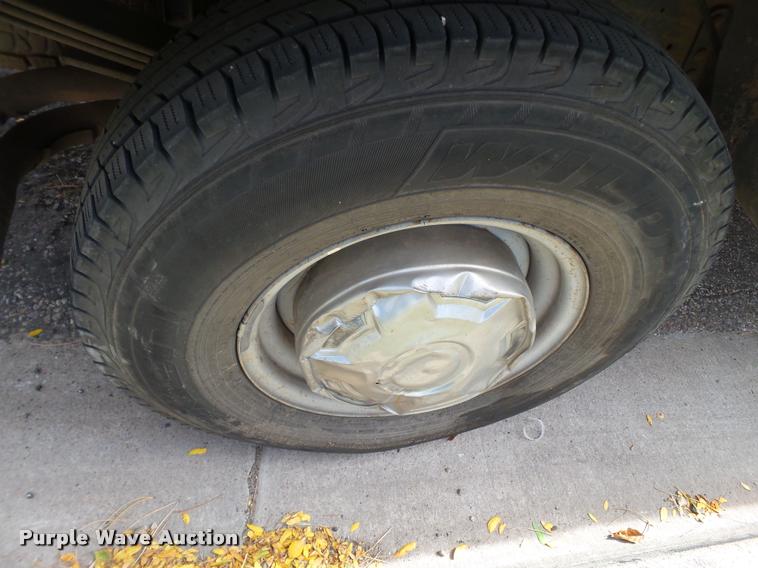 image for item BZ9222 1997 Ford F250 SuperCab pickup truck