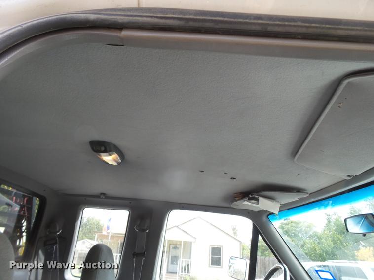 image for item BZ9222 1997 Ford F250 SuperCab pickup truck