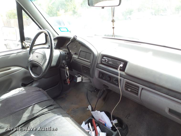 image for item BZ9222 1997 Ford F250 SuperCab pickup truck