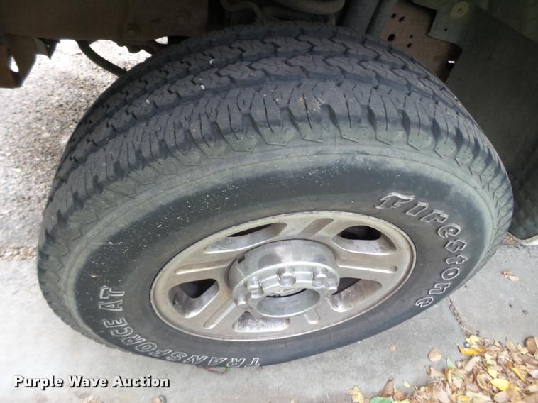 image for item BZ9224 2006 Ford F350 Super Duty Crew Cab pickup truck