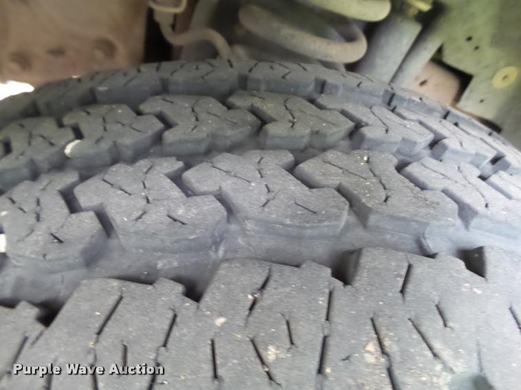 image for item BZ9224 2006 Ford F350 Super Duty Crew Cab pickup truck